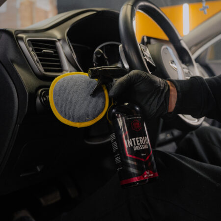 Kummi ja plastiku läige INTERIOR DRESSING - Pilt 2